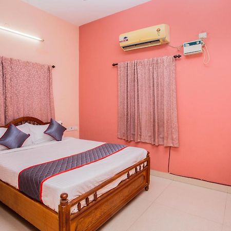 Its South East Residency Hotel Chennai Bagian luar foto